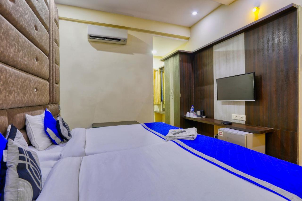 Hotel The Ashoka 3*