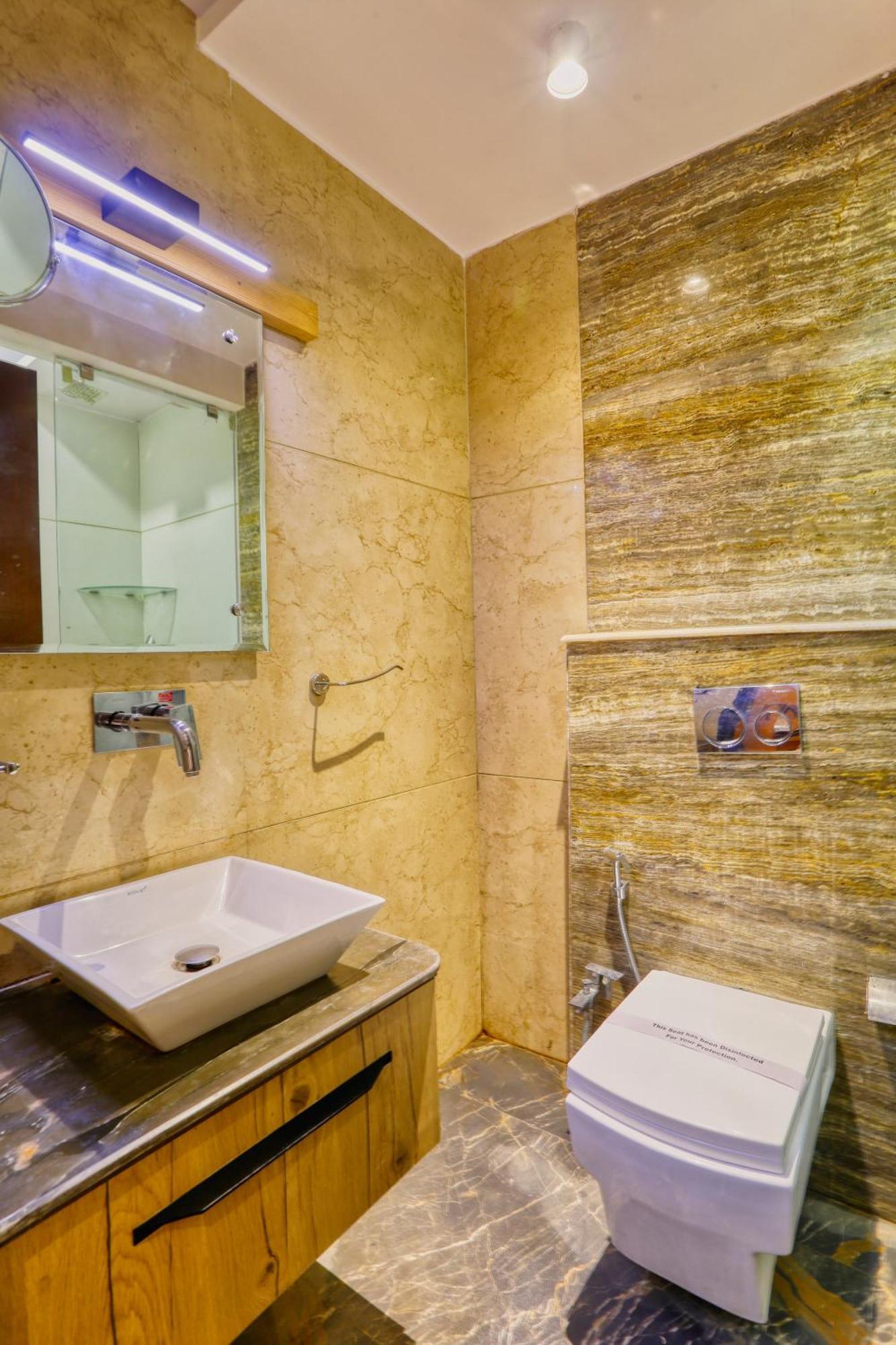 The Ashoka Hotel 3*