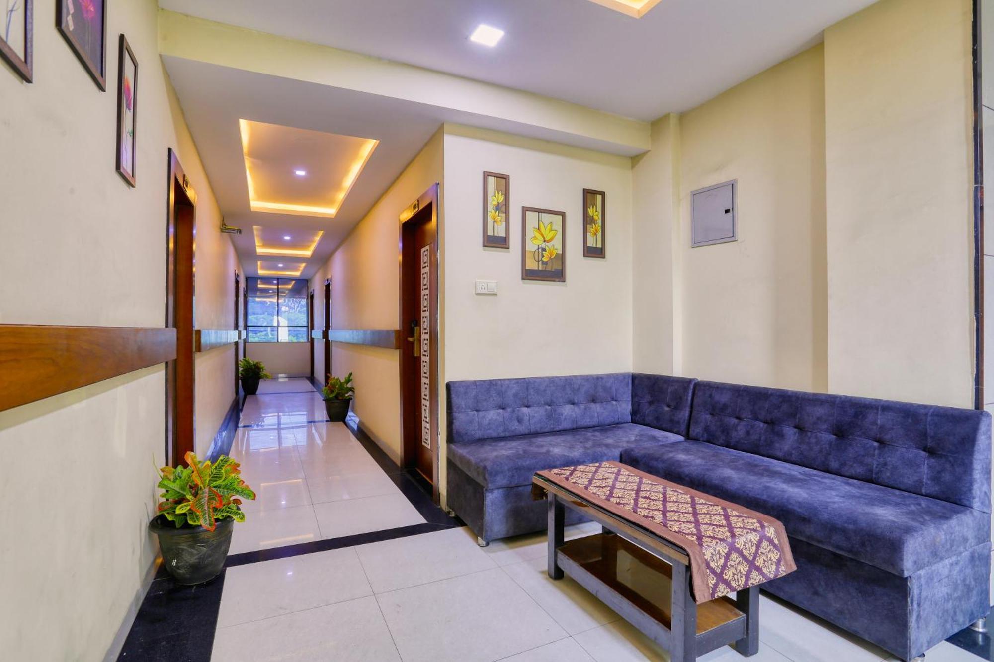 Hotel The Ashoka 3*