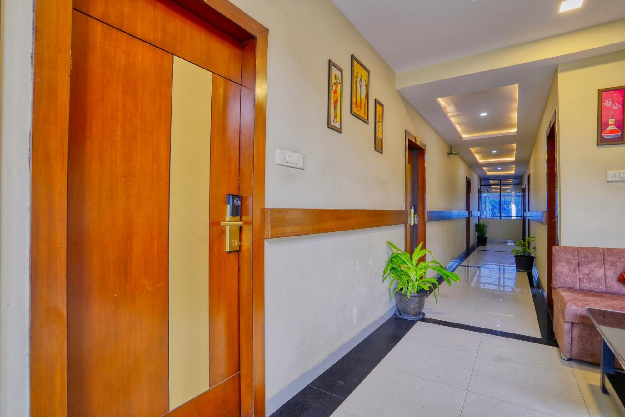 Hotel The Ashoka