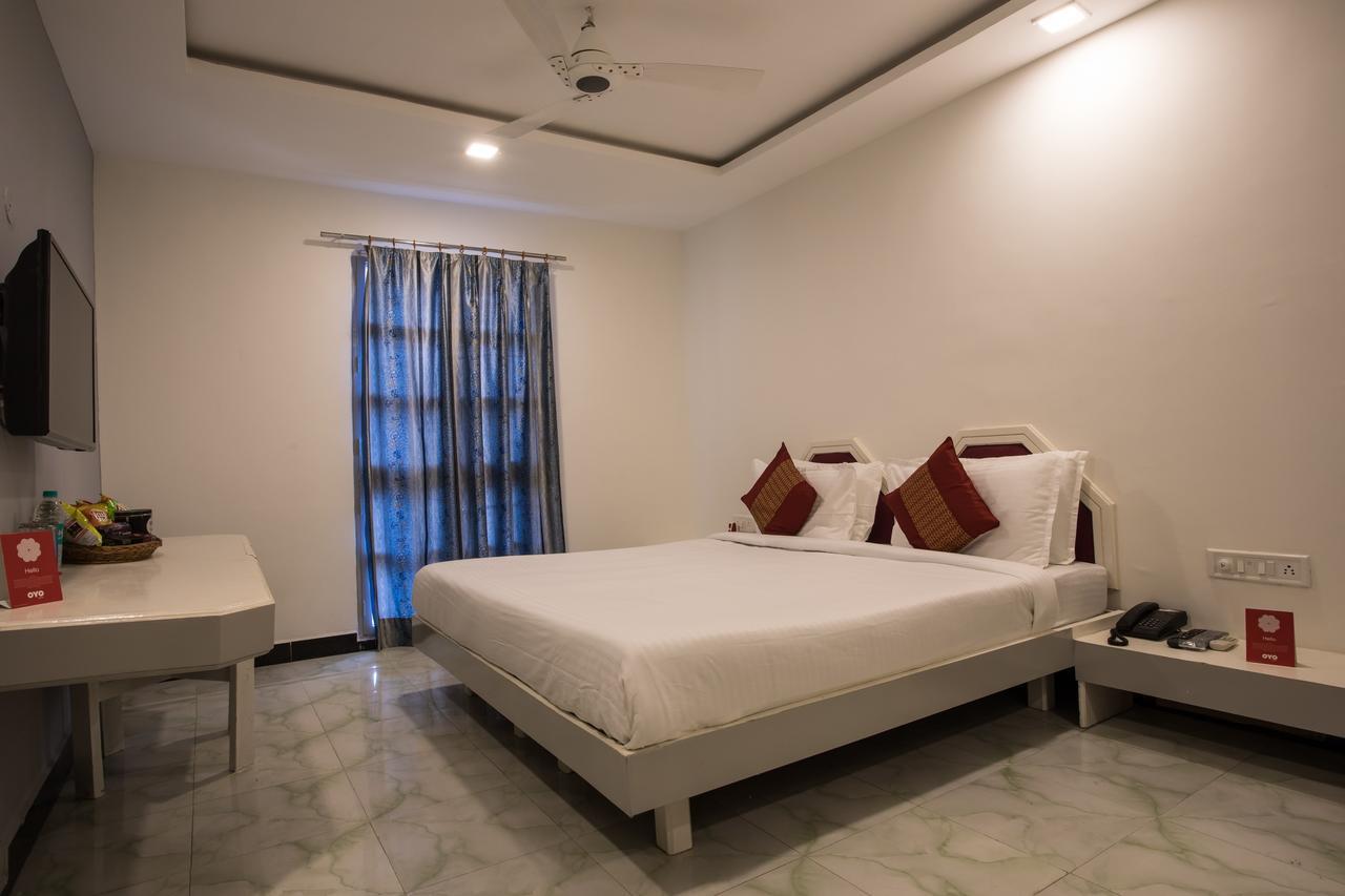 Oyo Flagship 140 Amaltas Ab Road 3* Indore