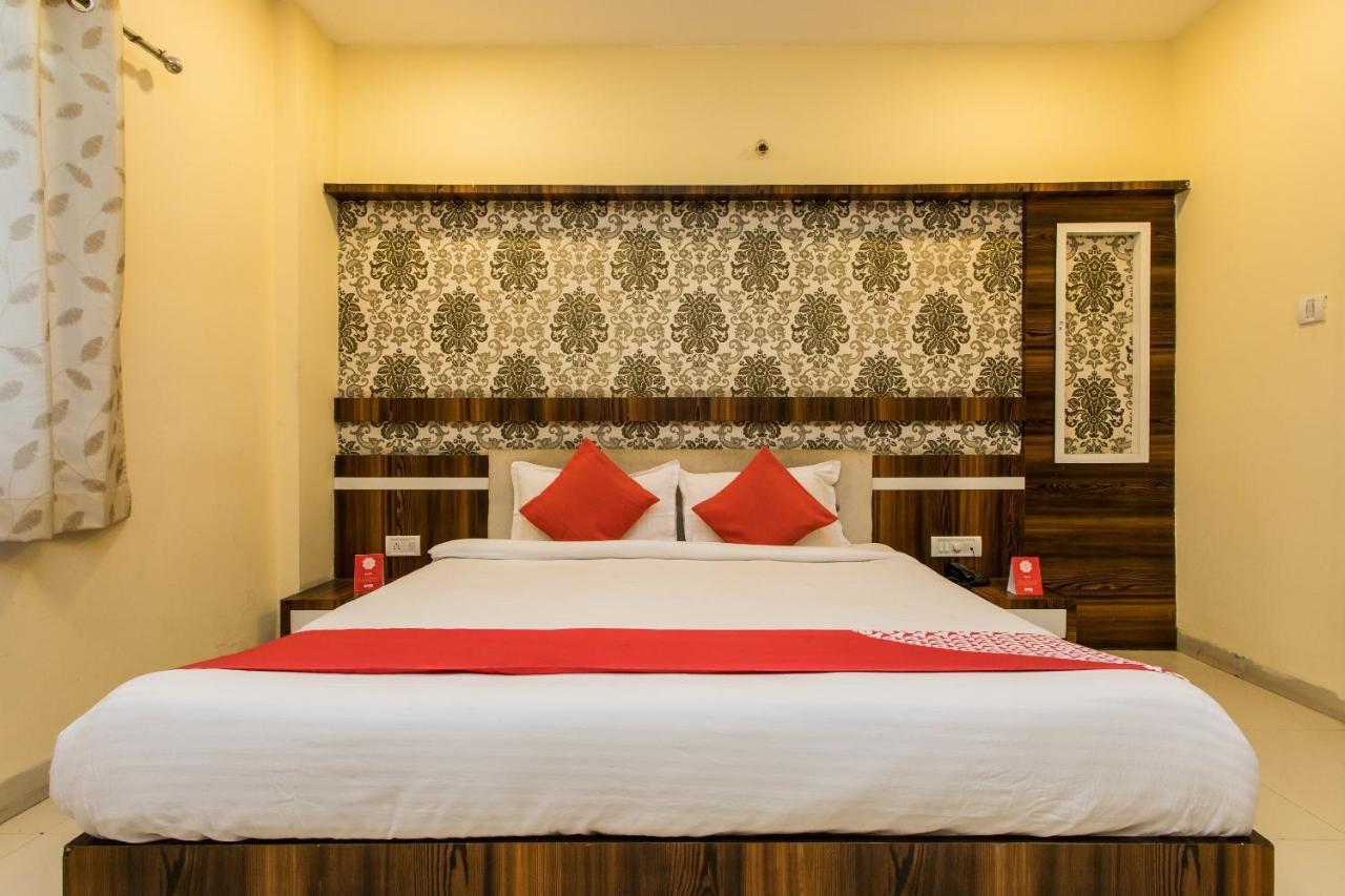 Oyo 2533 Pride Indore