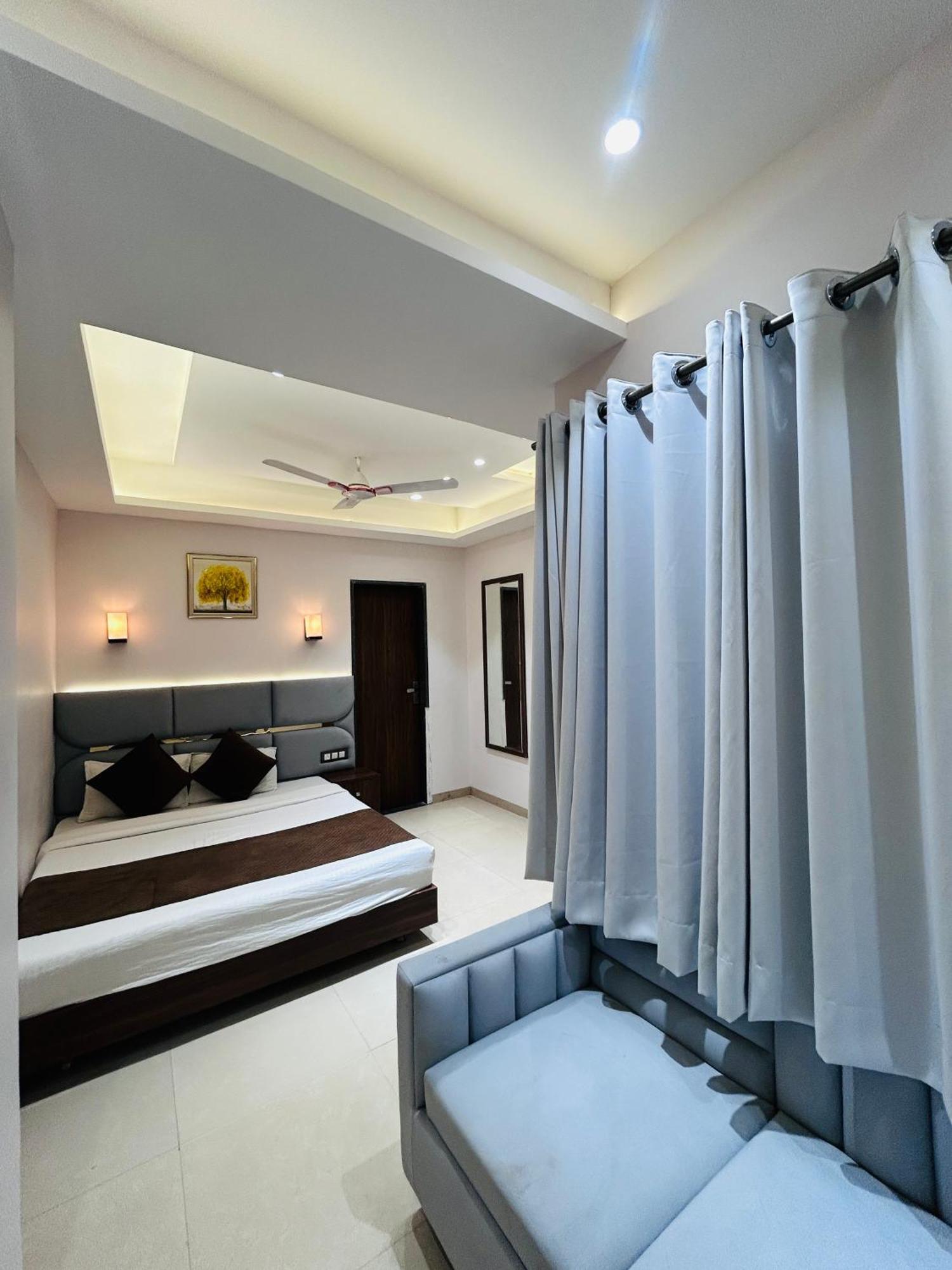 Hotel Care Residency