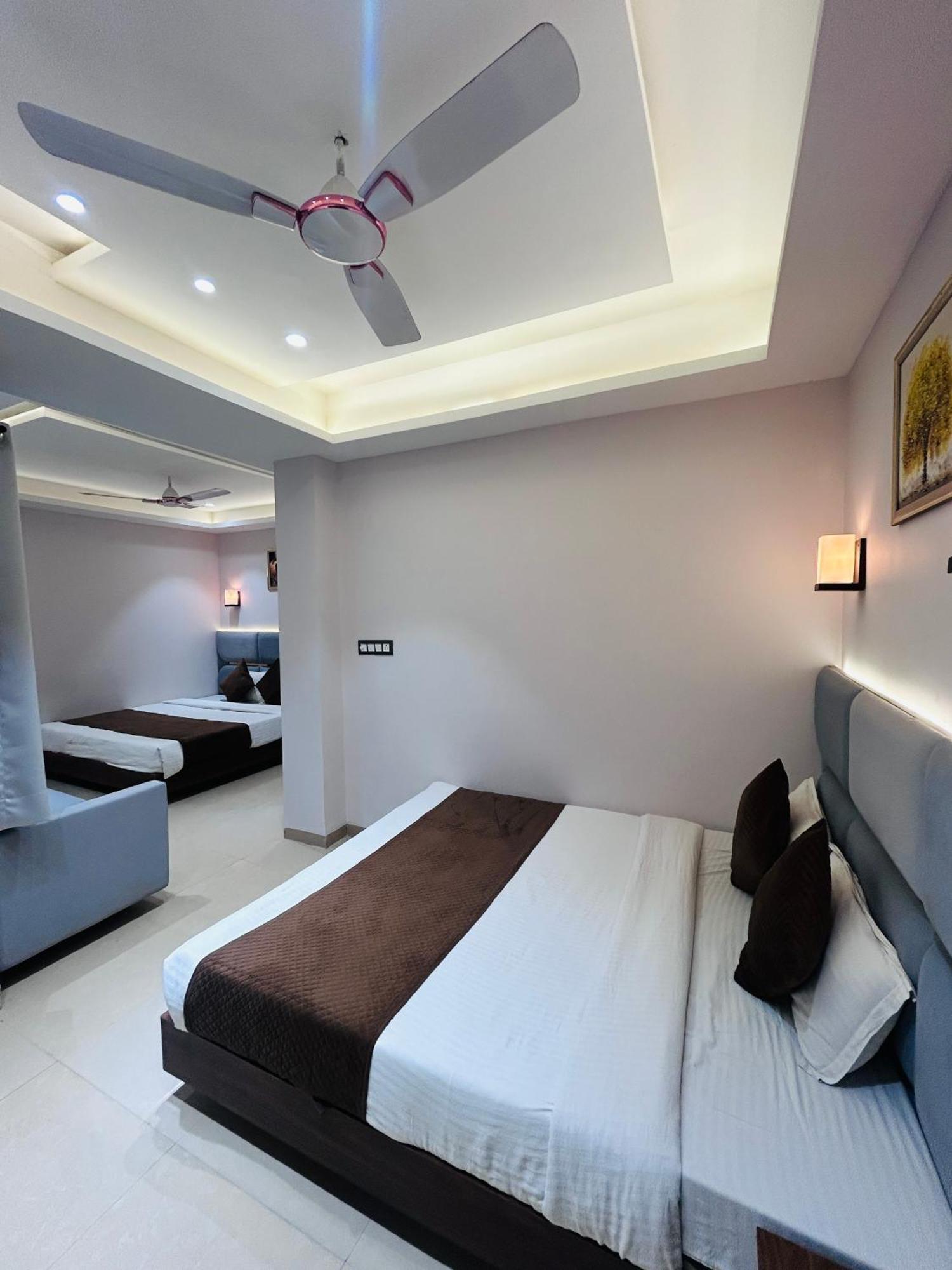 Hotel Care Residency 3*