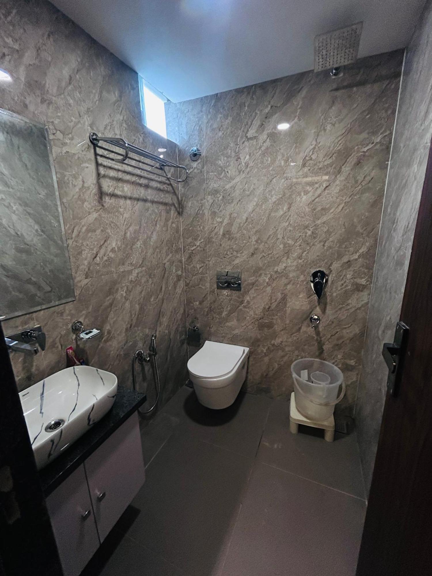 Care Residency 3*