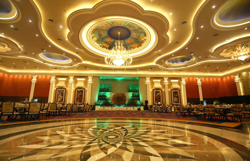Sheraton Grand Palace Hotel
