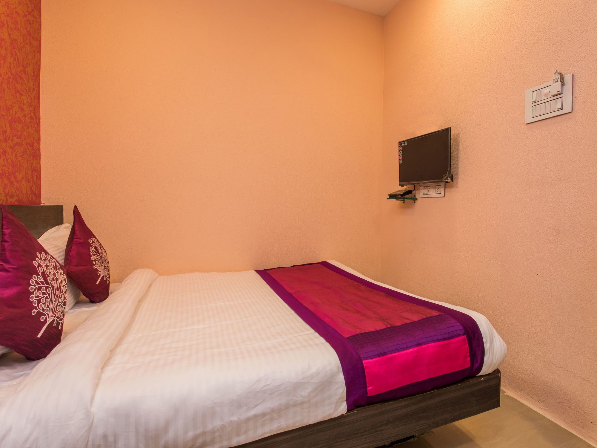 Hotel Fabexpress Svl Indore
