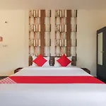 Oyo 41740 Karnawat Guest House