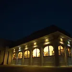 Hotel Nahargarh Palace