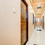 Spot On 76764 Hotel Lux