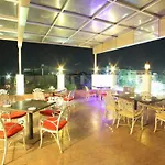 Hotel Kanchan Tilak