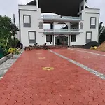 Oyo Siddharth Regency