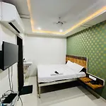 Oyo 88521 Hotel Swagstay