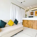 Fabhotel Regal Regency