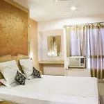 Paradise Hotel