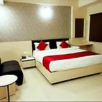 Hotel Lotus