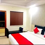 Hotel Lotus