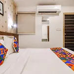 Fabhotel Shree Ram Palace