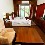 Jalsa Hotel & Banquets,Indore