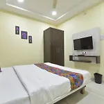 A2 Hotel And Restro
