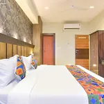 Fabhotel The Max Glory