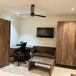 Hotel Sajanshree