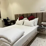 Hotel Sajanshree