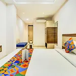 Fabhotel Meera Palace
