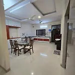 Satyabhama Homestay-Pearl-Luxury Two Bhk Appartment