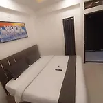 Hotel Kiwi Inn Vijaynagar Scheme 78
