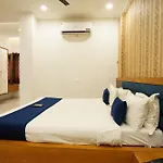 B-Fine Hotel
