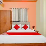 Hotel O Honey Palace In