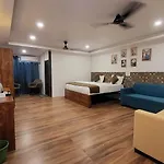 Wow Stayz2 Nature Lovers Resort