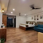 Wow Stayz2 Nature Lovers Resort