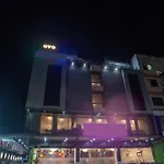Super Townhouse Divya Palace
