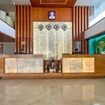The Chandra Leela Hotel