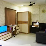 Stay10 Apartment Hotel