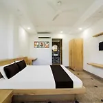 Hotel O V K Hotel And Hostal Associate