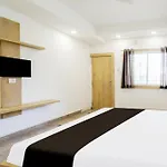Hotel O V K Hotel And Hostal Associate
