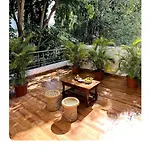 Spacious Green Oasis Stay, Narmada Villa