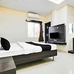 Hotel O Golden Valley