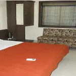 Vista Rooms At Bapu Gandhi Nagar