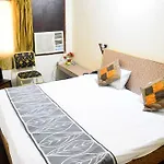 Hotel Rama Inn