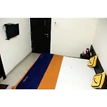 Vista Rooms At Bapu Gandhi Nagar