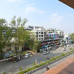 Treebo Avadh Residency