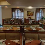 Hotel Apna Avenue