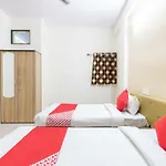 Oyo 40281 Hotel Nic