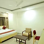 Oyo Rooms Ti Mall Nath Mandir Road
