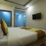 Oyo 9045 Cosmopolitan Hotel