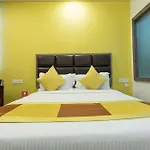 Oyo 9045 Cosmopolitan Hotel
